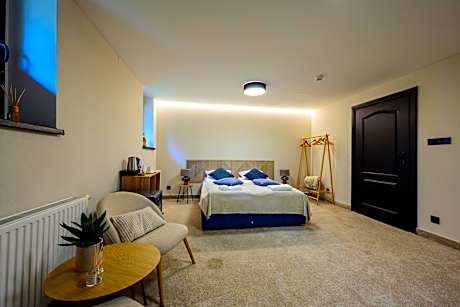 Triple Room with Private Bathroom