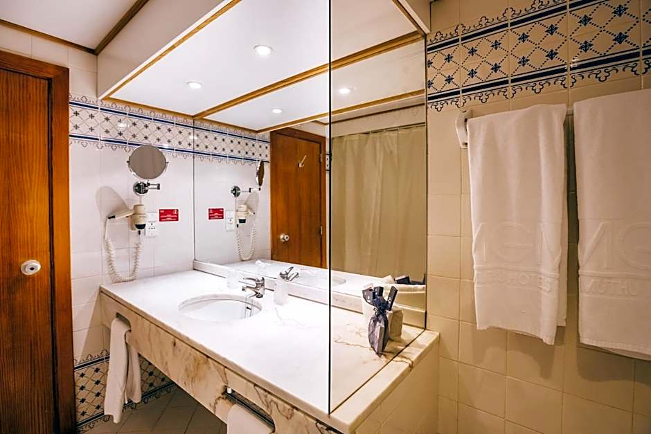 Muthu Oura Praia Hotel