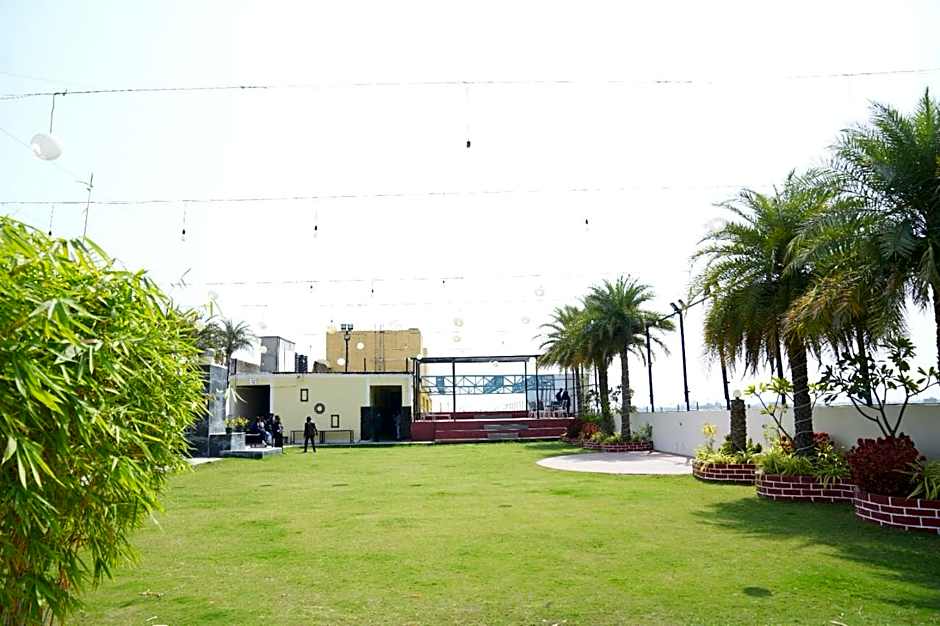 Regenta Central Hotel & Convention Centre Nagpur