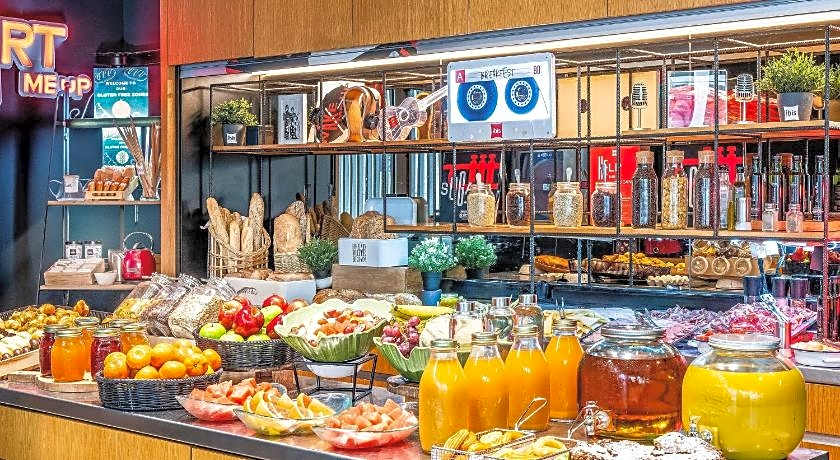 ibis Barcelona Pza Glories 22