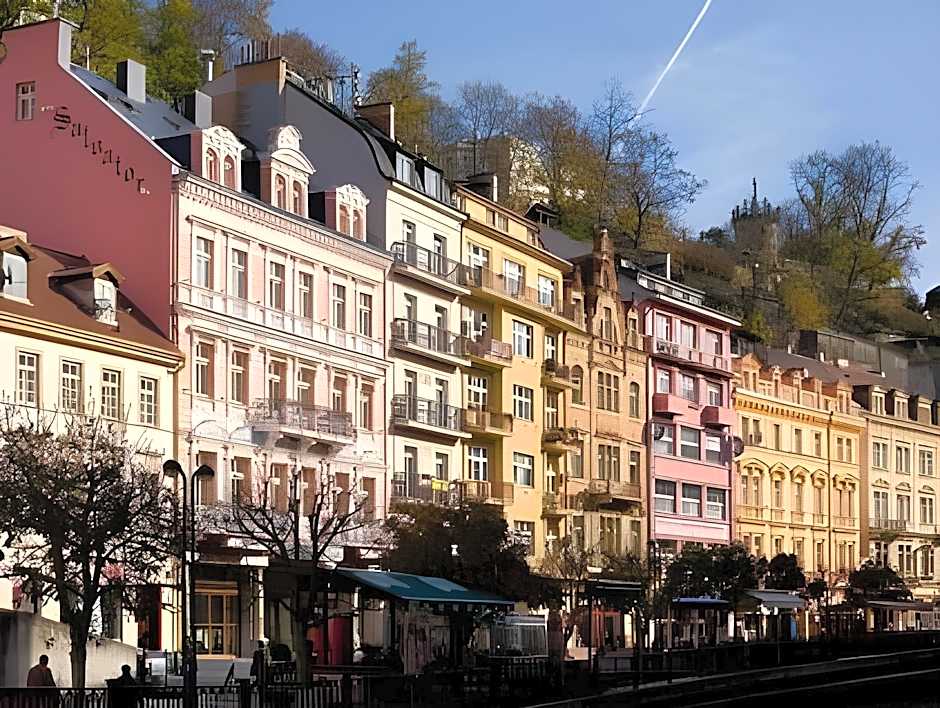 Salvator Hotel