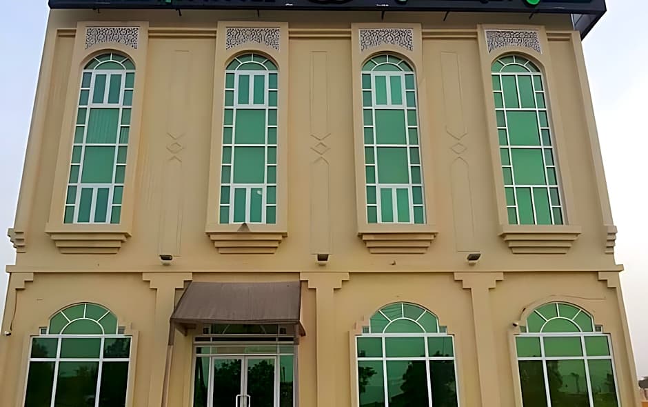 Al Multaqa Hotel
