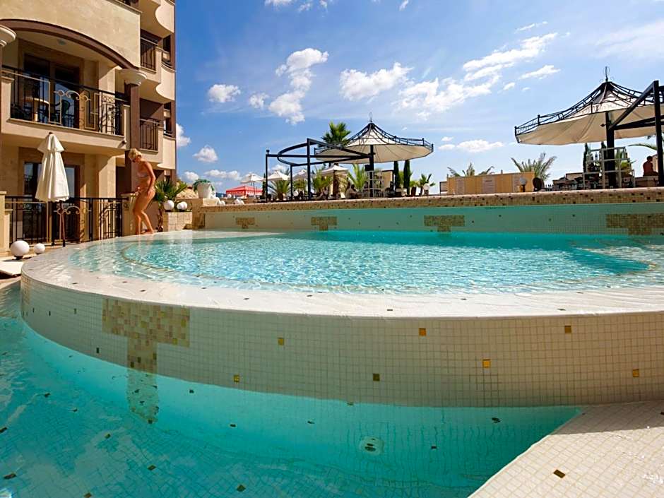 Hotel Golden Ina - All Inclusive - Beachfront