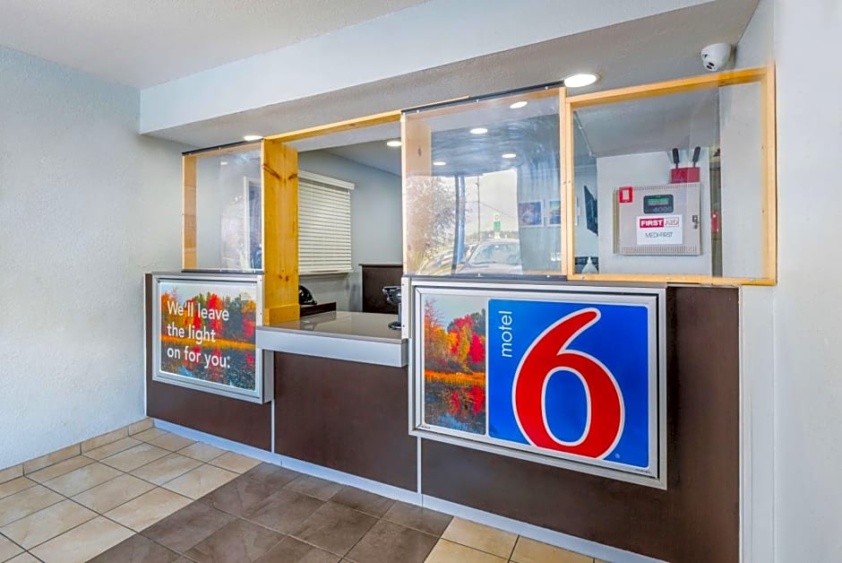 Motel 6-Sandston, VA - Richmond, Va