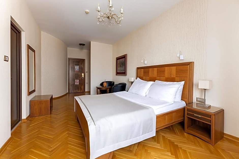 Hotel Majestic