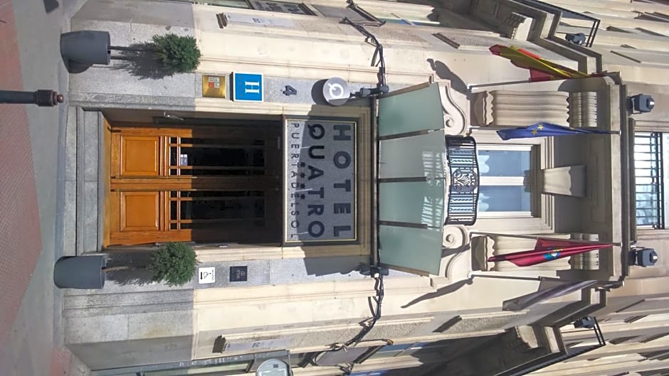 Quatro Puerta Del Sol