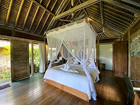 Double Room Pool View