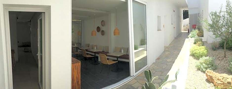 Aellia Hotel & Suites