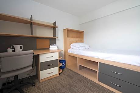 Single En-Suite Room