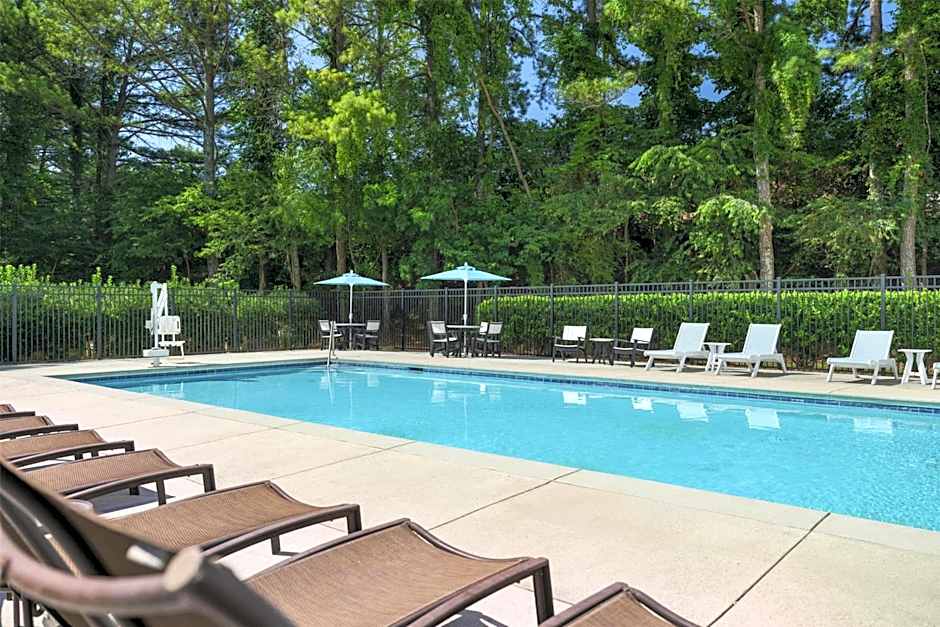 Hyatt Place Atlanta Alpharetta North Point Mall