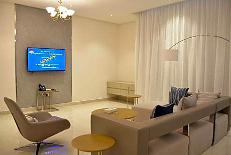 Superior One Bedroom Suite
