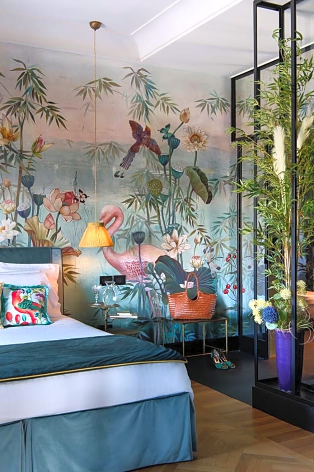 Velona's Jungle Luxury Suites