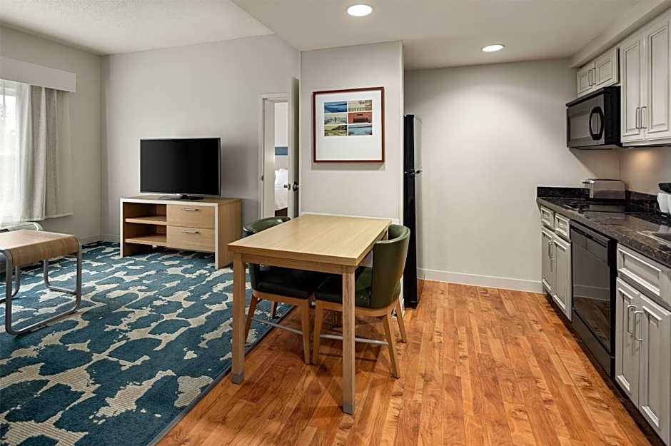 Homewood Suites by Hilton Minneapolis-New Brighton