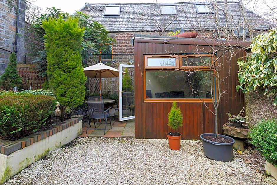 Castle Walk Bed & Breakfast