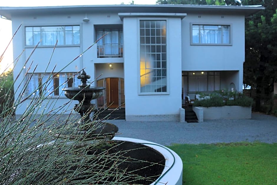 29onTait Guest House