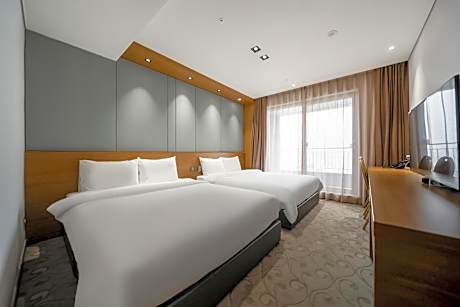 Single Twin Room