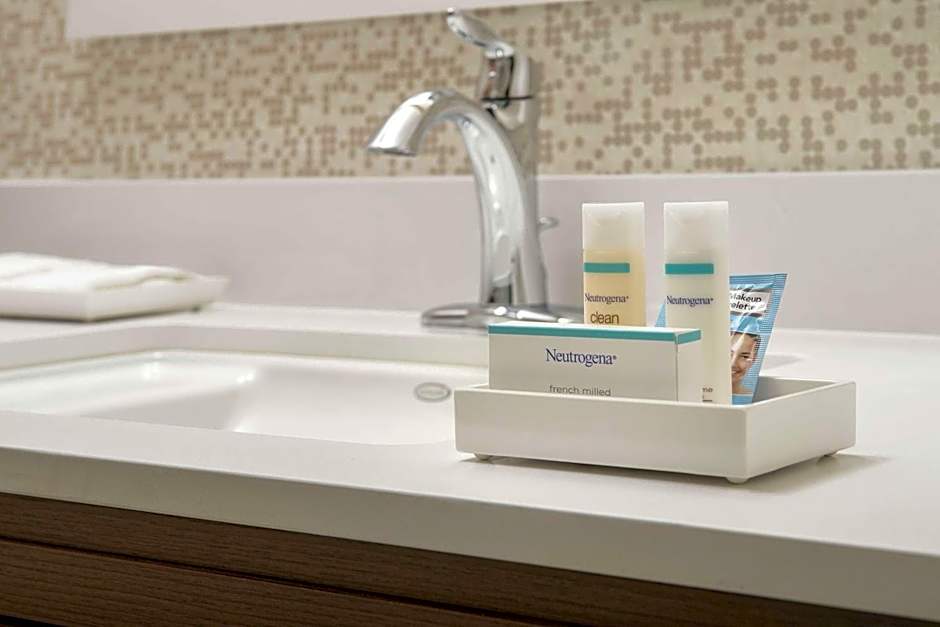 Home2 Suites by Hilton Phoenix Airport South