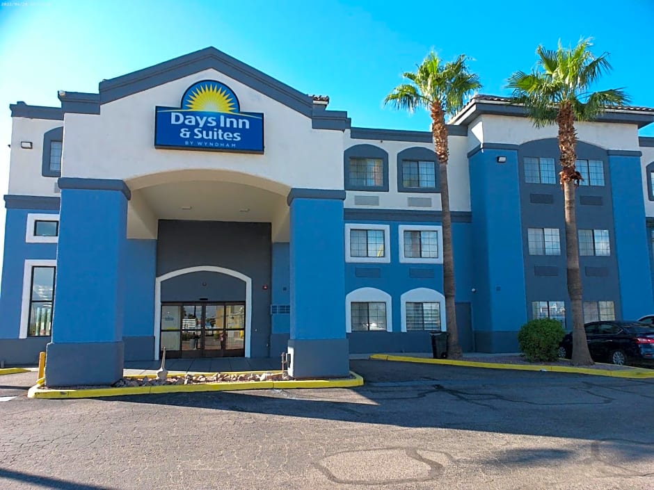 Days Inn & Suites by Wyndham Tucson/Marana