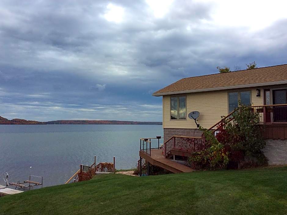 Pictured Rocks Bed and Breakfast