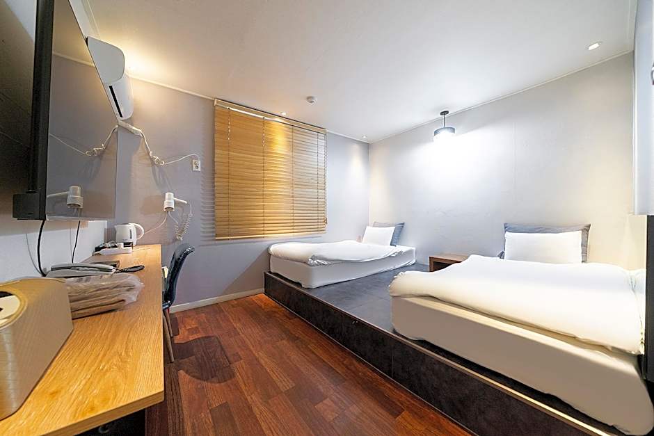 Chuncheon Urbane Hotel