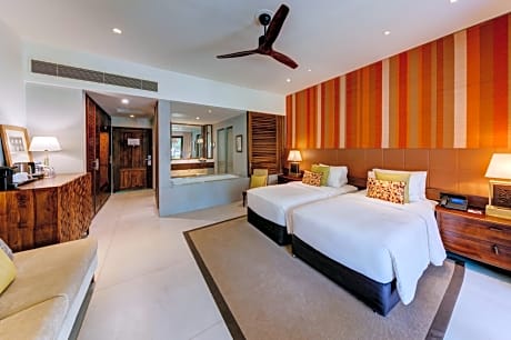 Luxury Sea View Twin Room