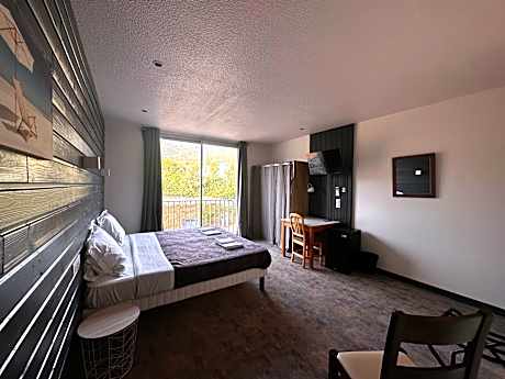 Triple Room with Garden View