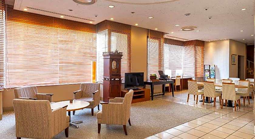 Alpico Plaza Hotel