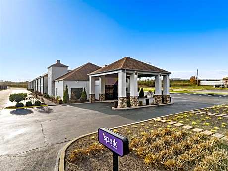 Spark by Hilton Abingdon I-81 near Fairgrounds