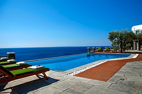 Selana Suites