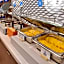 Holiday Inn Express Hotel & Suites Bakersfield Central By IHG