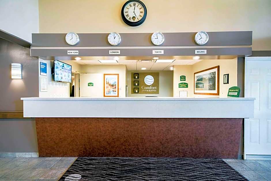 Comfort Inn & Suites