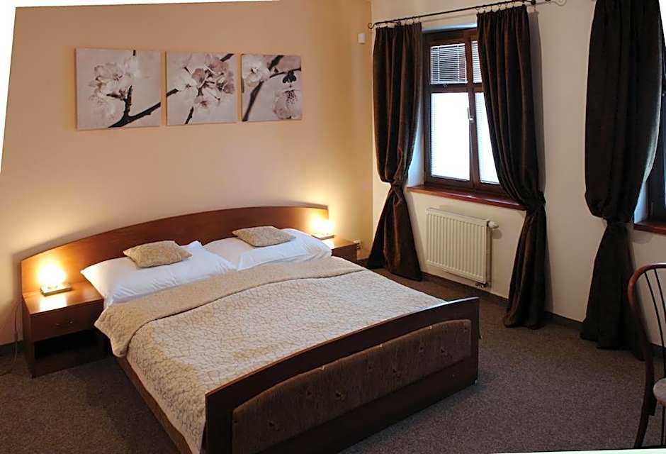 Hotel Pod Hradom