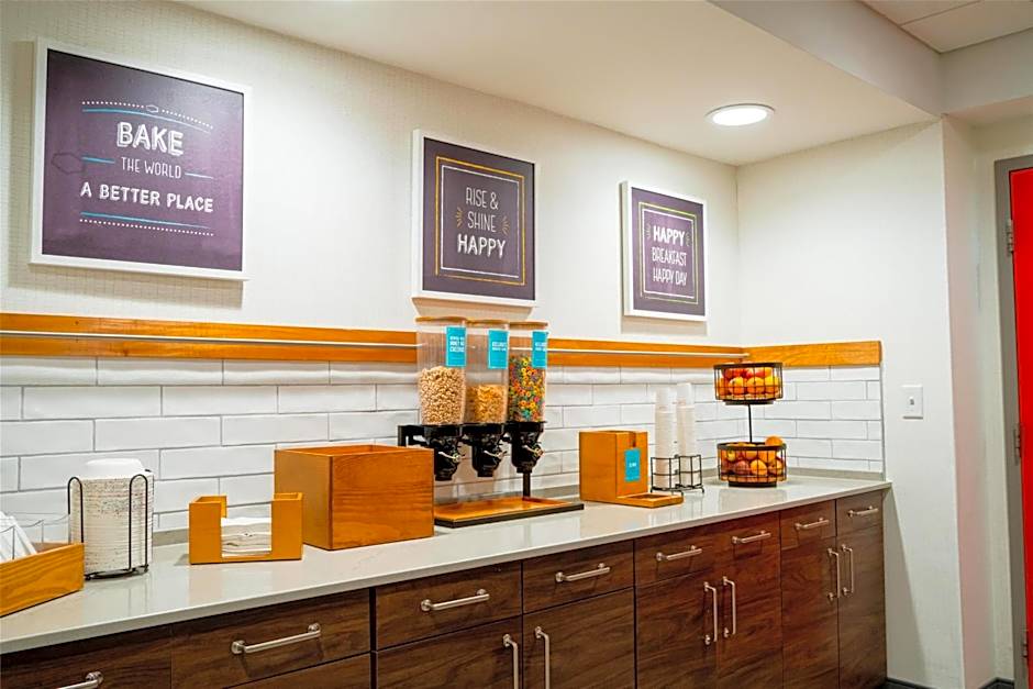 Hampton Inn By Hilton Gonzales