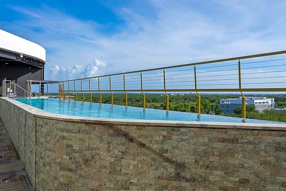 Aloft Ponce Hotel & Casino