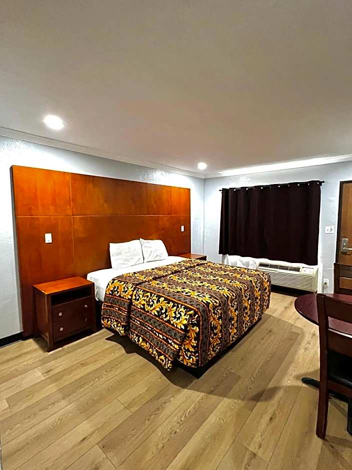 Aqua Inn Motel