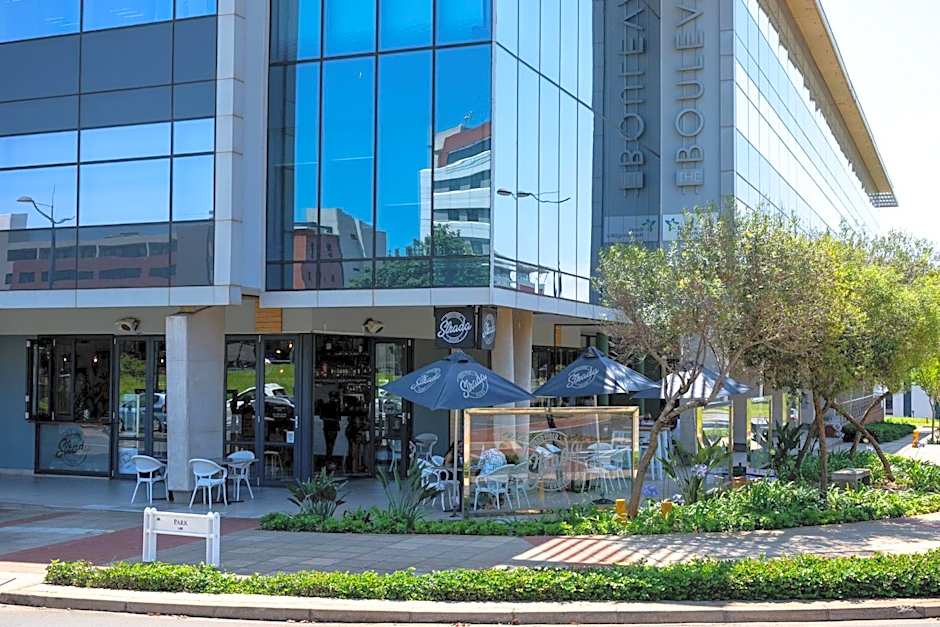 Lux Onyx 207 in Umhlanga Ridge