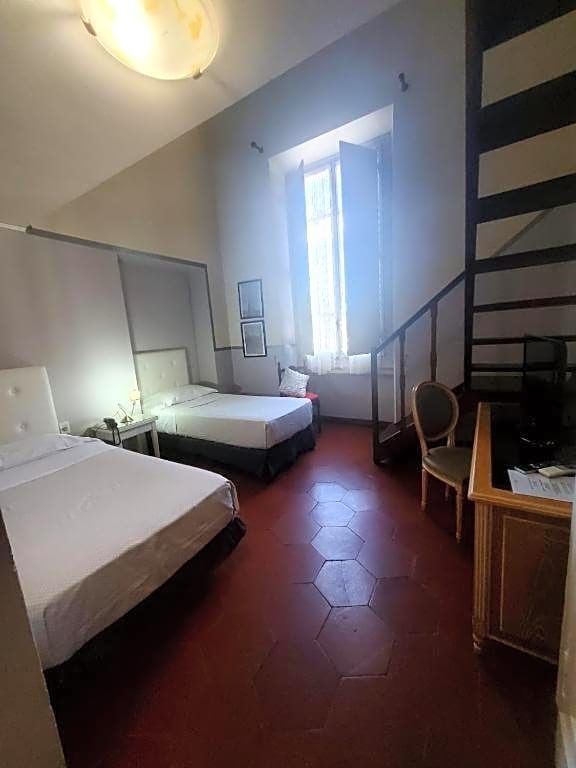 Hotel Fedora