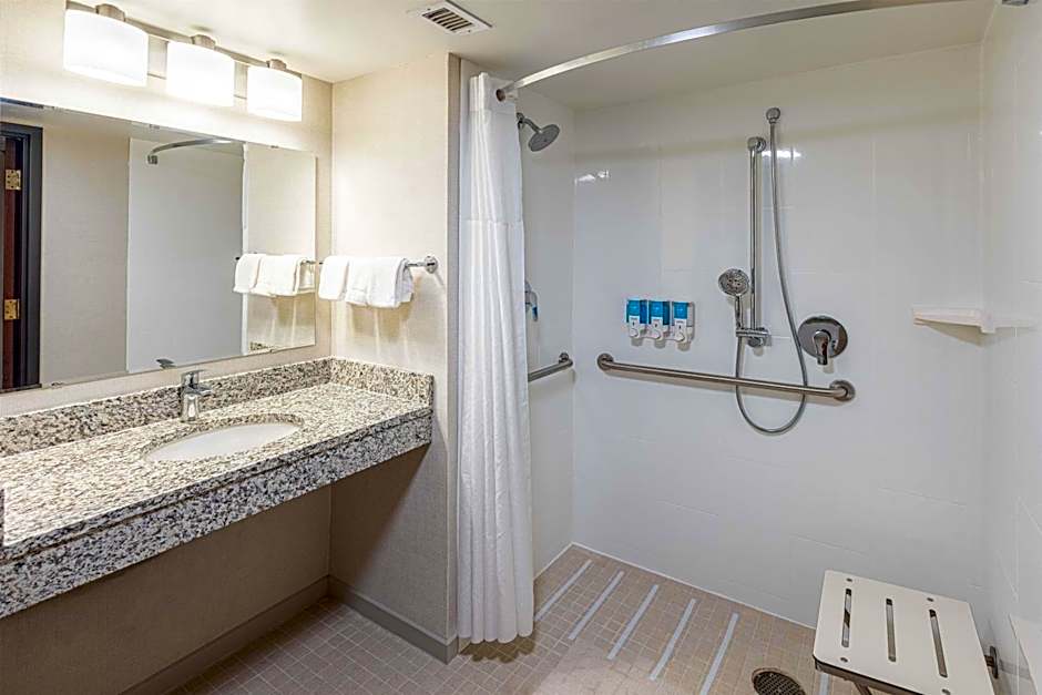 Drury Plaza Hotel St. Louis Creve Coeur