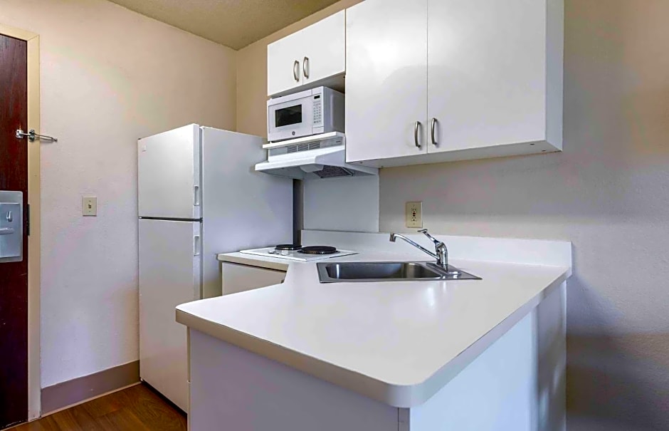 Extended Stay America Suites - Orlando - Lake Mary - 1036 Greenwood Blvd