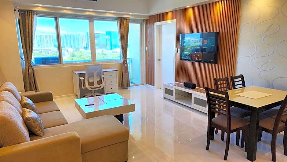 La Mirada Residences