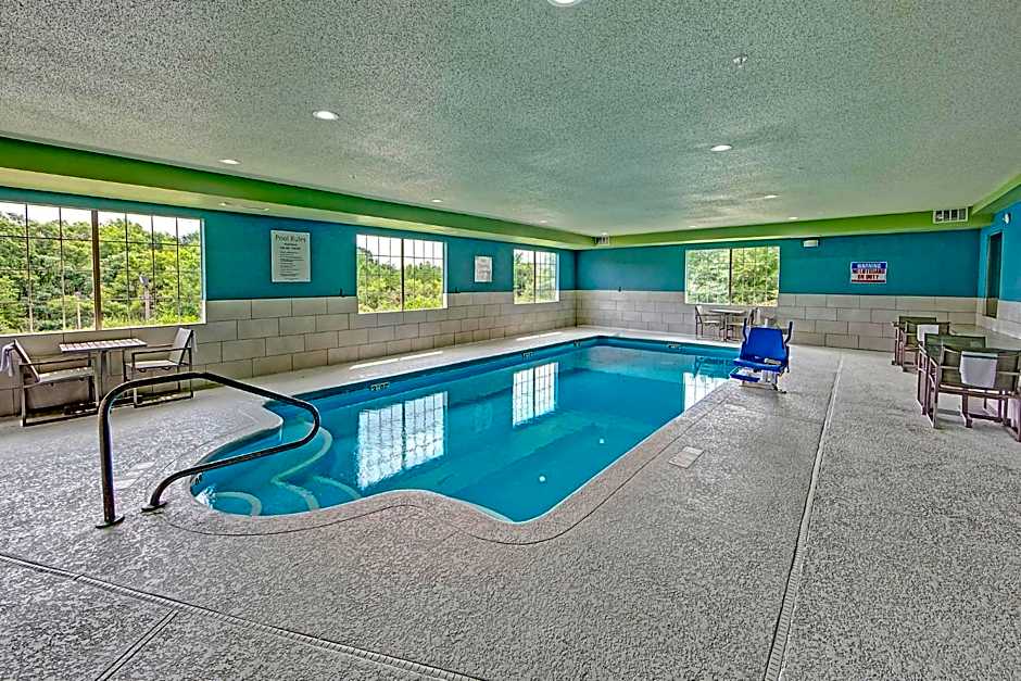 Holiday Inn Express Hotel & Suites Crossville By IHG