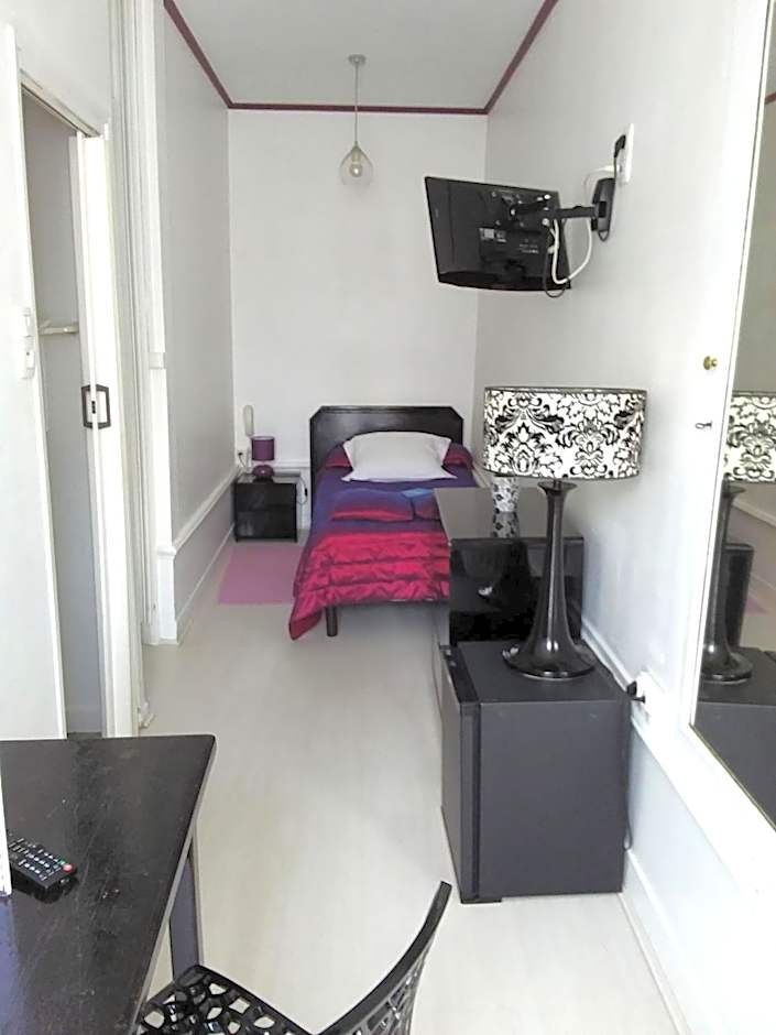 Authentic by Balladins, Hôtel Le Carré d'Aix