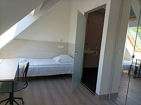 Single Room - Disability Access