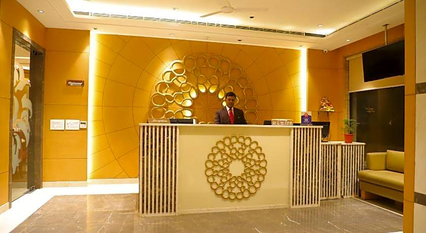 Hotel Maple Grand