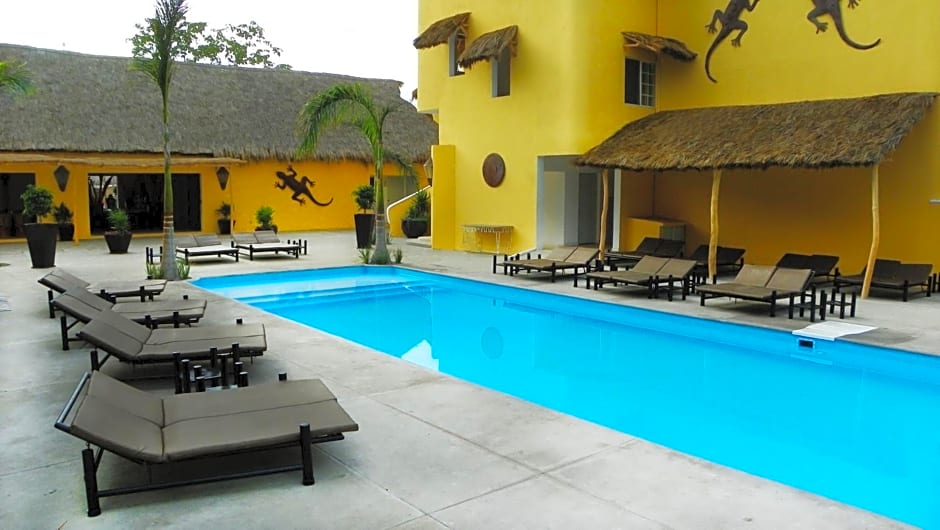 Zar Manzanillo