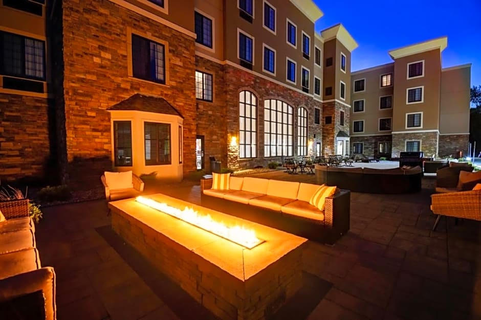 Staybridge Suites - Southgate - Detroit Area, an IHG Hotel