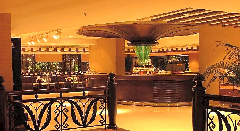 Zenith Sukhumvit Hotel