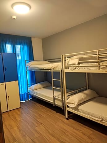 Bed in 8-Bed Mixed Dormitory Room