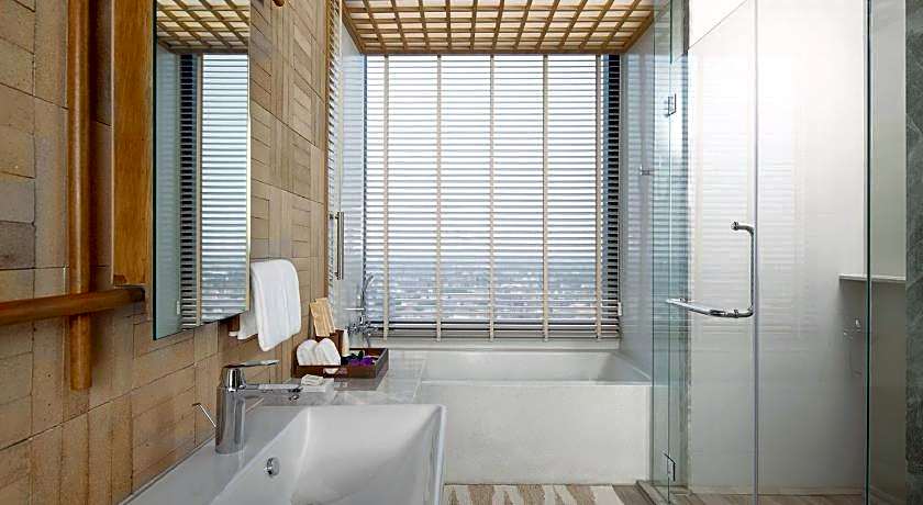 Ad Lib Hotel Khon Kaen