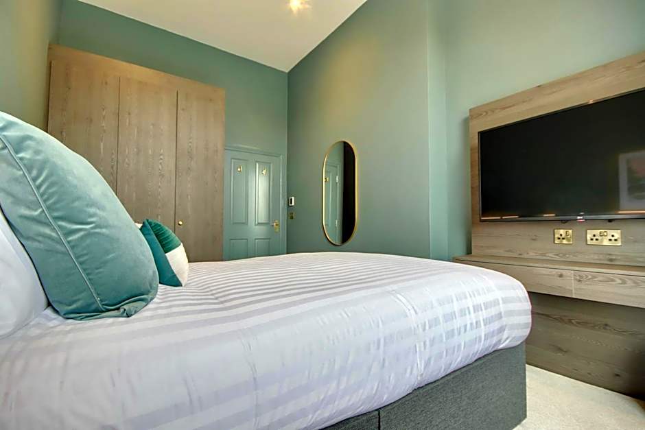 Orange Grove Hotel & Gardens